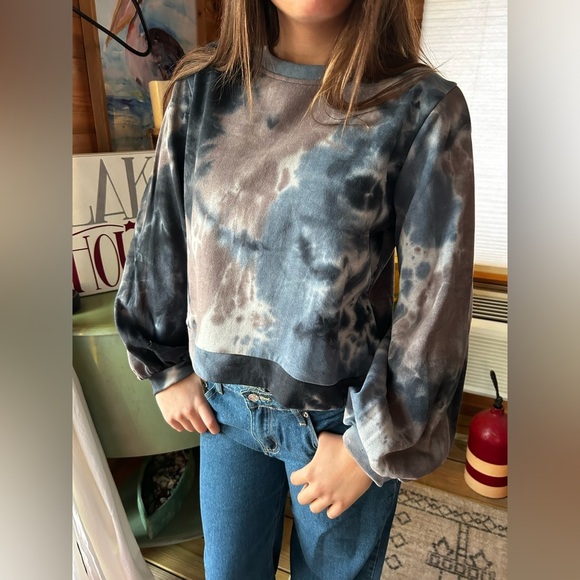 She + Sky Crew Neck Tie-Dye Athleisure Women's Sweatshirt NEW - Picture 1 of 8